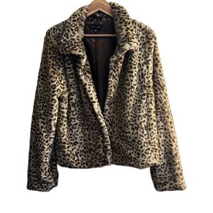 United Kingdom Brand: New Look, Soft Faux Fur Leopard / Animal Print Women’s XL